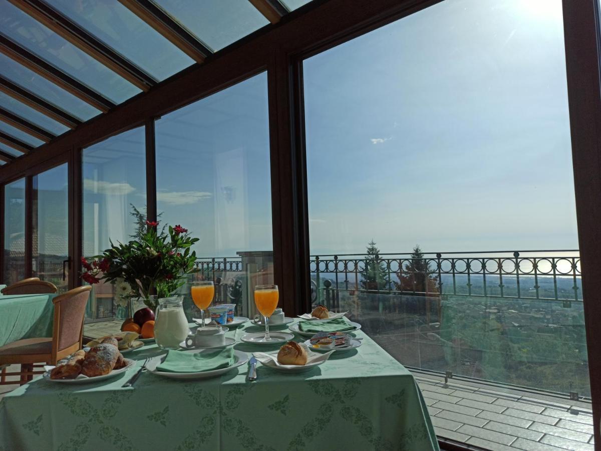 Hotel Primavera Dell'Etna ซัฟเฟรานา เอตเนอา ภายนอก รูปภาพ