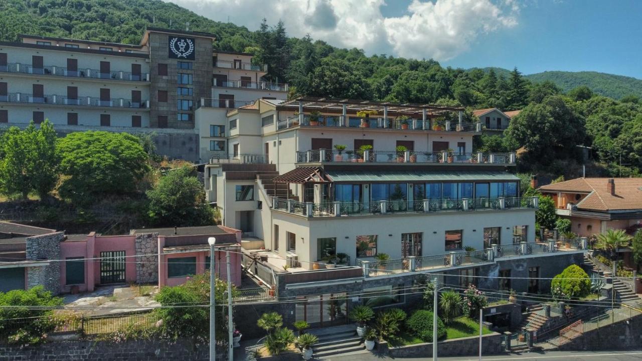 Hotel Primavera Dell'Etna ซัฟเฟรานา เอตเนอา ภายนอก รูปภาพ