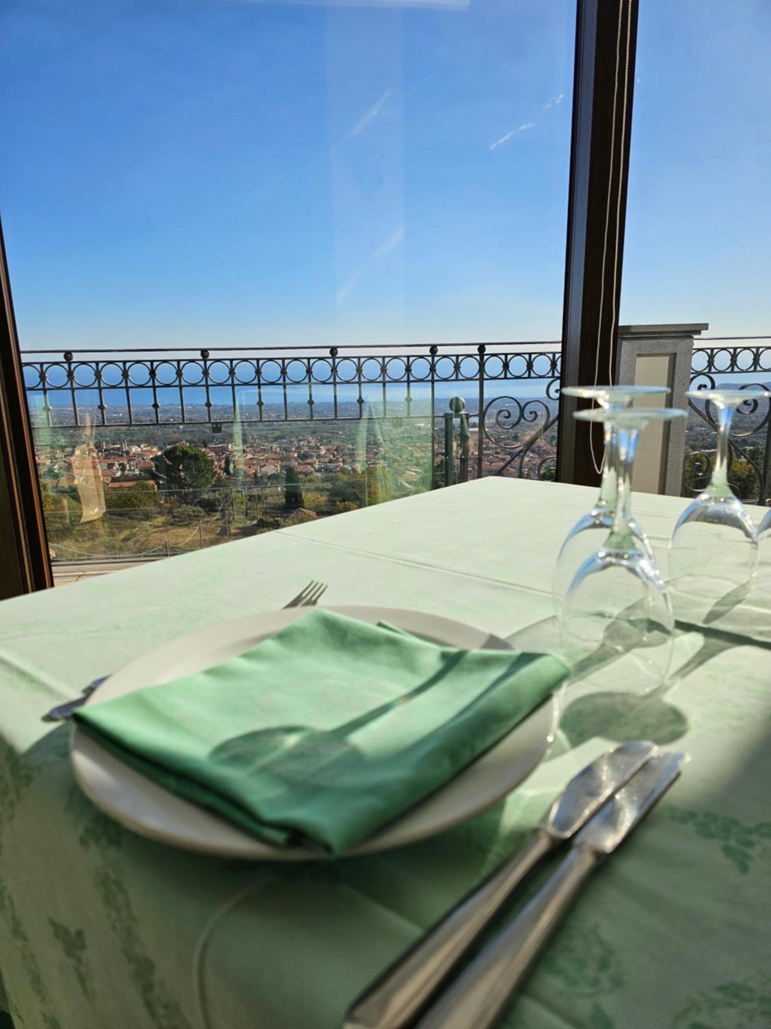 Hotel Primavera Dell'Etna ซัฟเฟรานา เอตเนอา ภายนอก รูปภาพ
